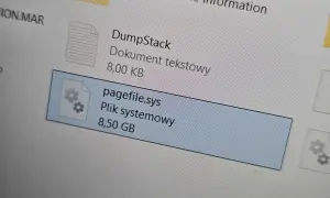 Plik systemowy pagefile.sys zajmuje 8,50 GB. To ważny element systemu Windows, który pomaga zarządzać pamięcią.